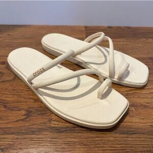Crocs Miami Toe Loop Sandals Off White Women’s Size 9 Lightweight Comfort Slides